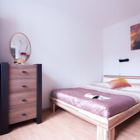 Wynajem Apartamentow I Pokoi. Leilighet Ustronie Morskie Eksteriør bilde